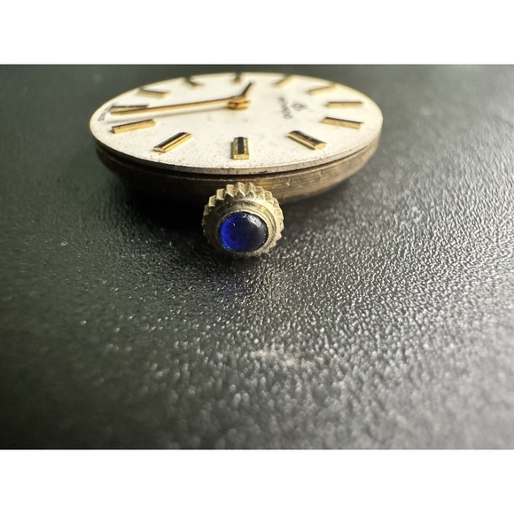 Vintage Movado 17-Jewel Wristwatch Movement - Picture 3 of 4